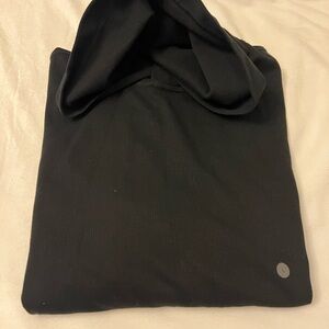 American Eagle Outfitters Black Long Sleeve Hooded Tee